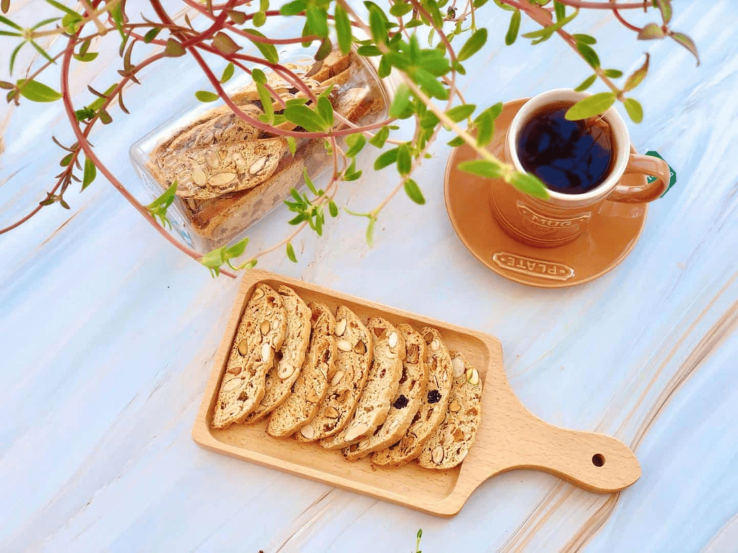 Bánh Biscotti thích hợp để ăn kèm với trà